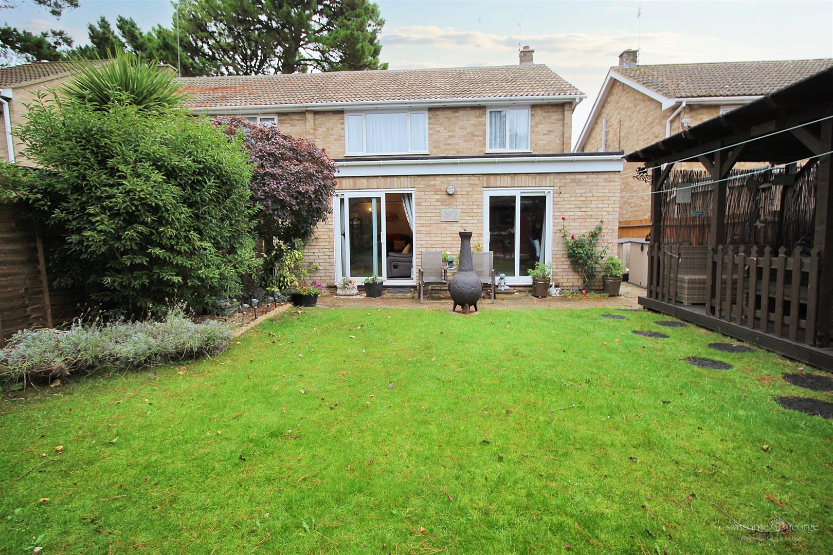 Cecil Aldin Drive, Tilehurst, Reading